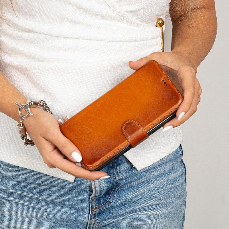 iPhone 17 Pro Max Uitneembaar leren Bookcase - Burned Cognac