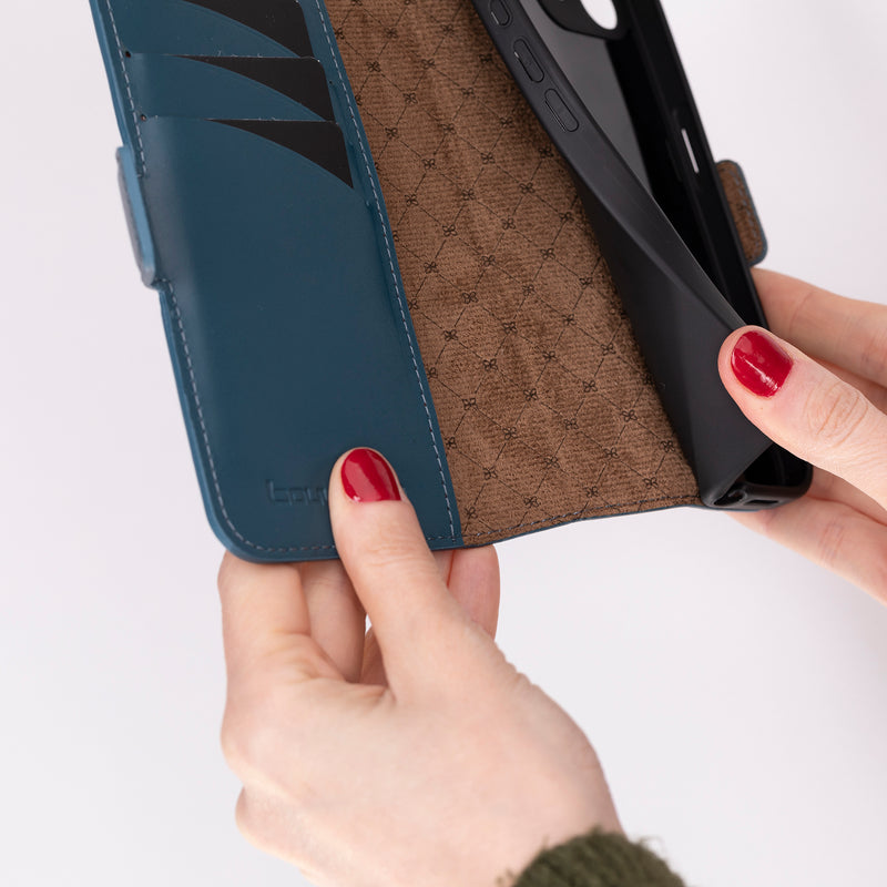 iPhone 17 leren Solid Bookcase - Midnight Blue