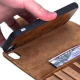 iPhone 7/8 & SE (2020/2022) uitneembare leren BookCase Hoesje