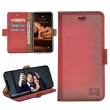Bouletta - iPhone 11 BookCase - Dark Red